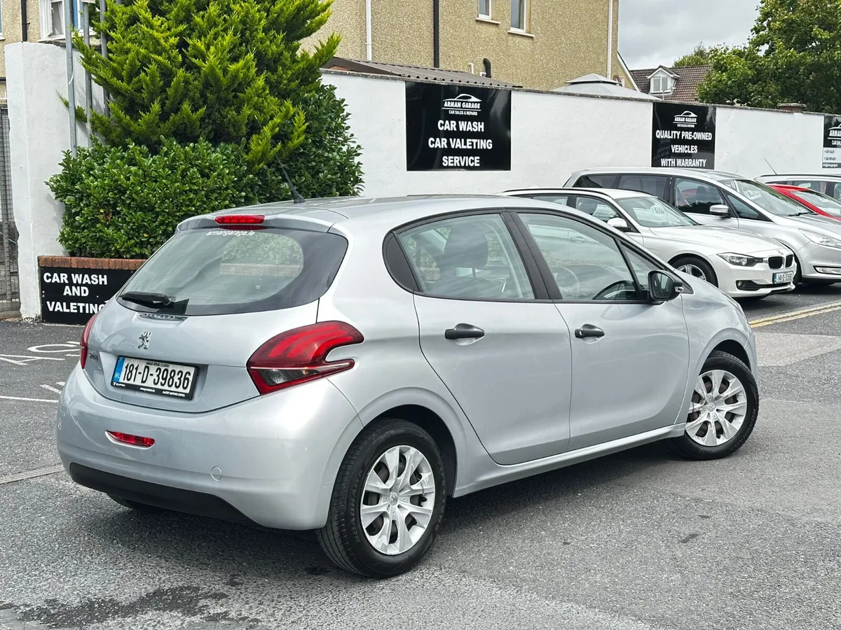 Peugeot 208 2018 1.2 petrol - Image 3