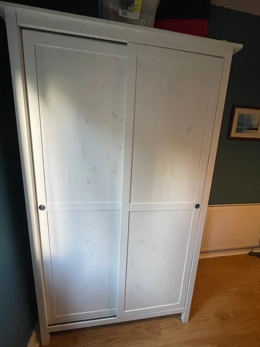Hemnes ikea sliding wardrobe - Image 4