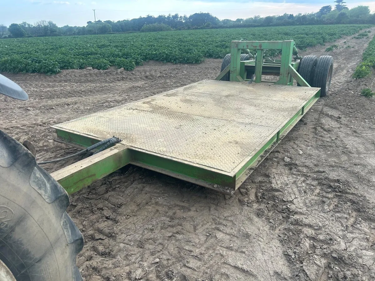 Low Loader - Image 1