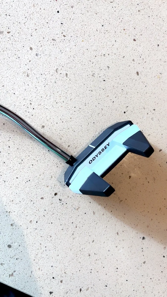 Odyssey White Hot Versa Seven Putter - Image 1