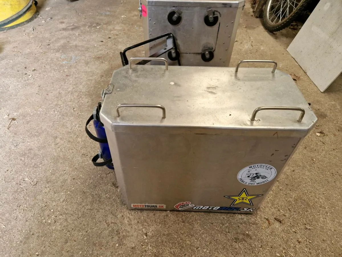 Aluminium side boxes - Image 2