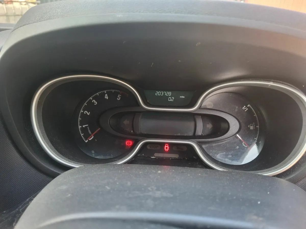 Vauxhall Vivaro 2017 - Image 2