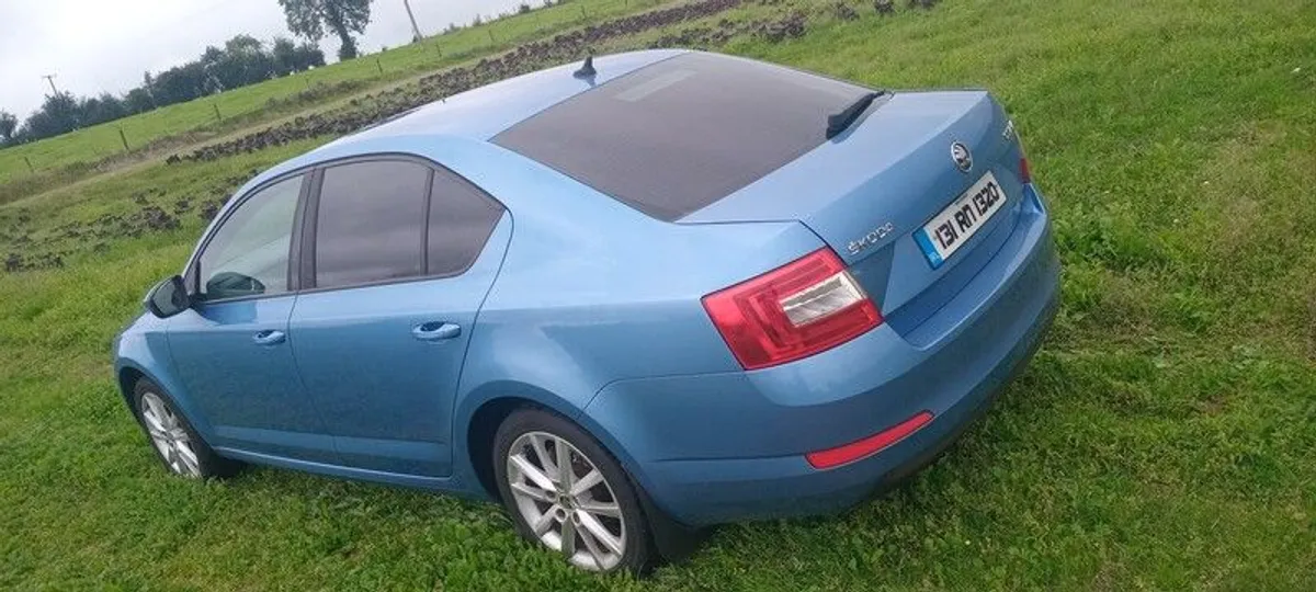 2013 Skoda Octavia - Image 2