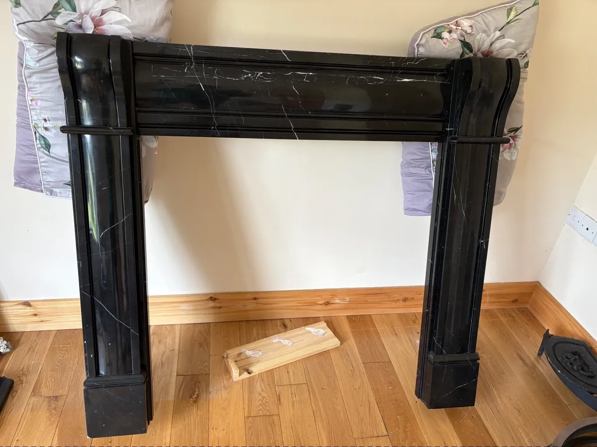 Fireplace surround and mirror - Image 4