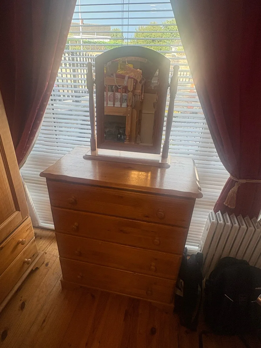 Dressing table with mirror