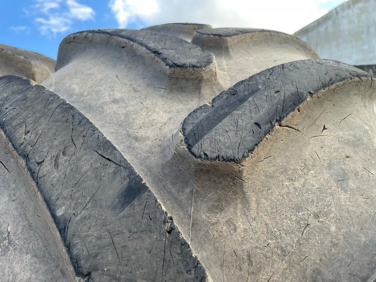 IF710/75R42 & IF650/75R30 Michelin tyres - Image 3
