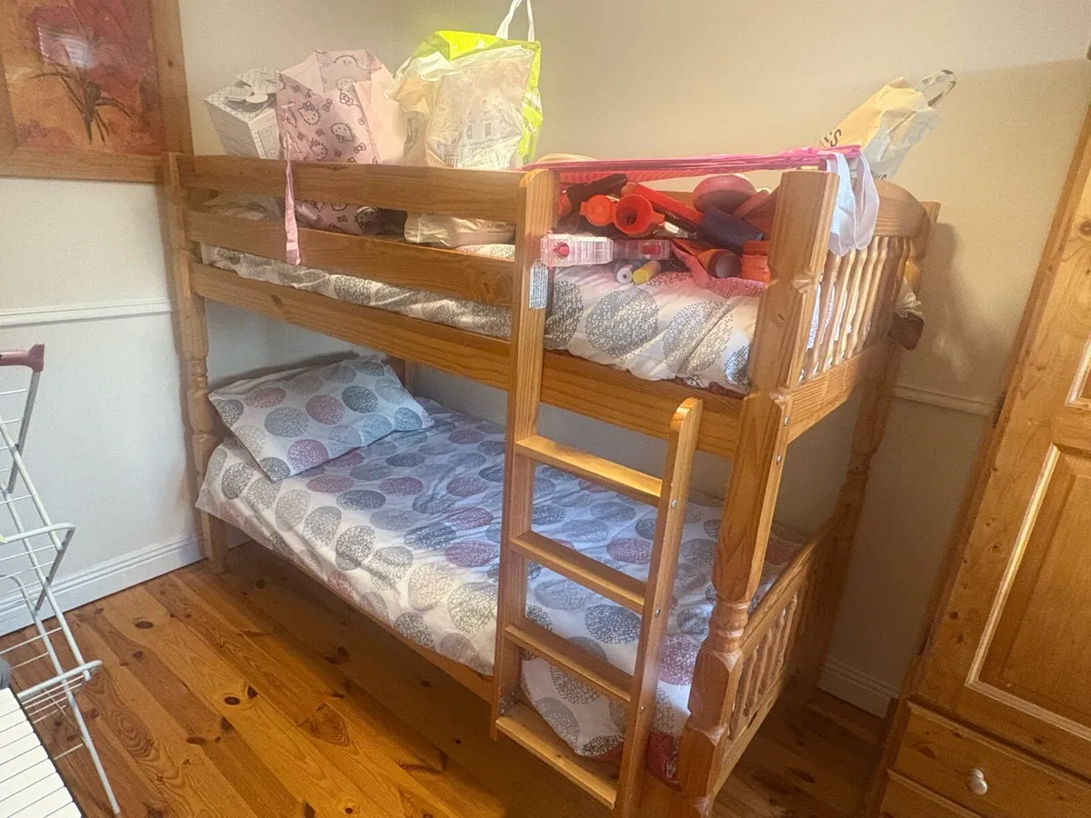 2 bunk beds mattresses included
