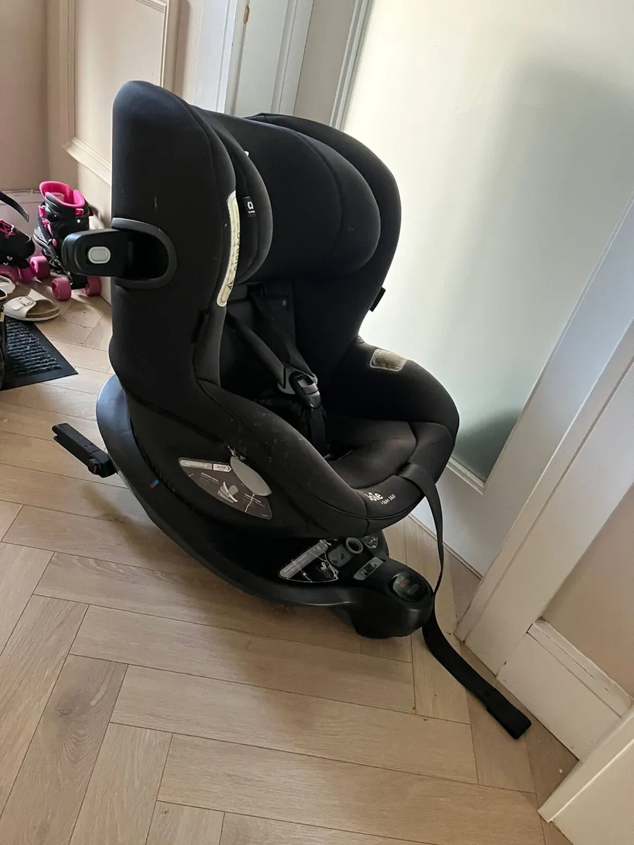 Car seat - Image 2