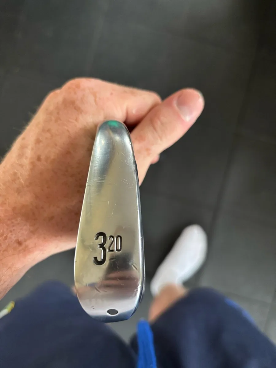 Srixon zx 3 driving/utility iron - Image 2