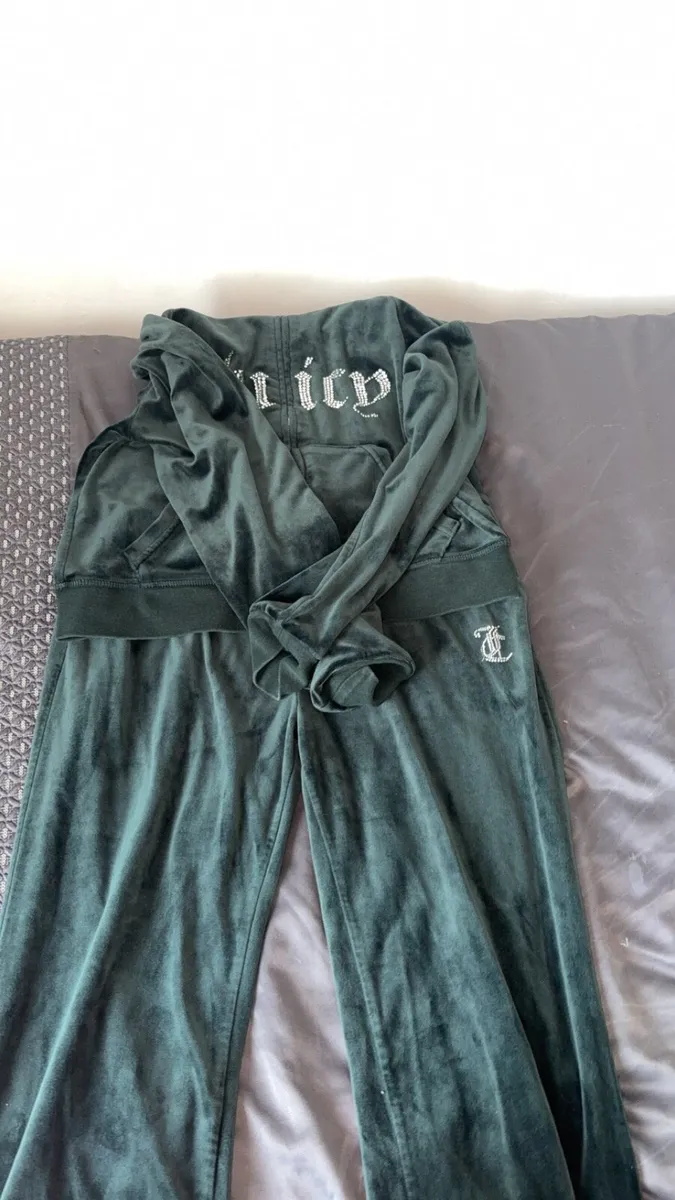 Juicy Couture Tracksuit - Image 3