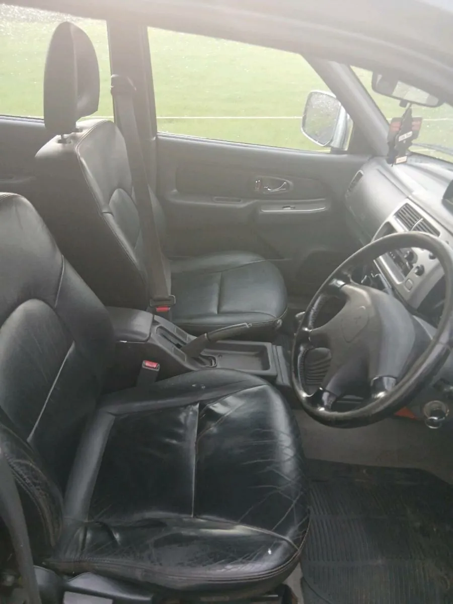 Mitsubishi l200 - Image 4