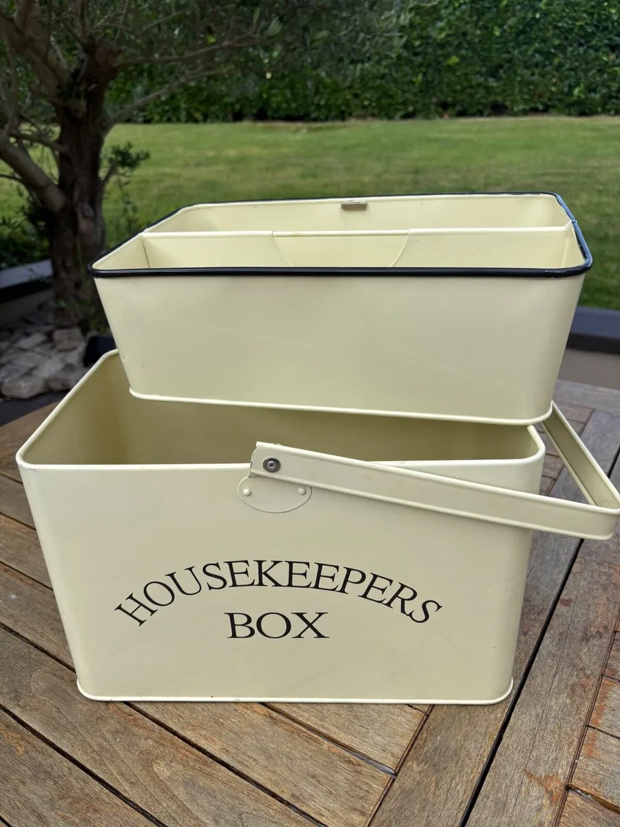 Vintage Style Housekeepers Box - Image 2