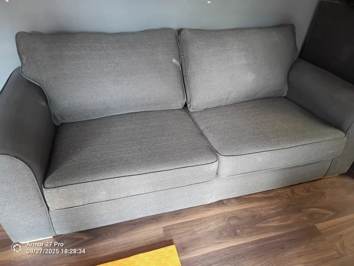 Large two seater couch - Image 1