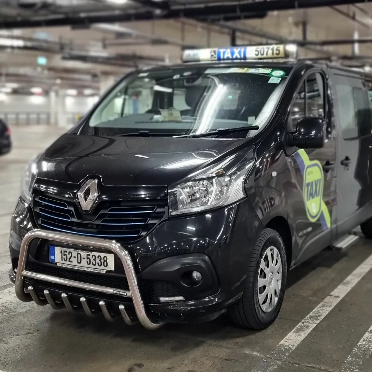 Renault Trafic 2015 - Image 1