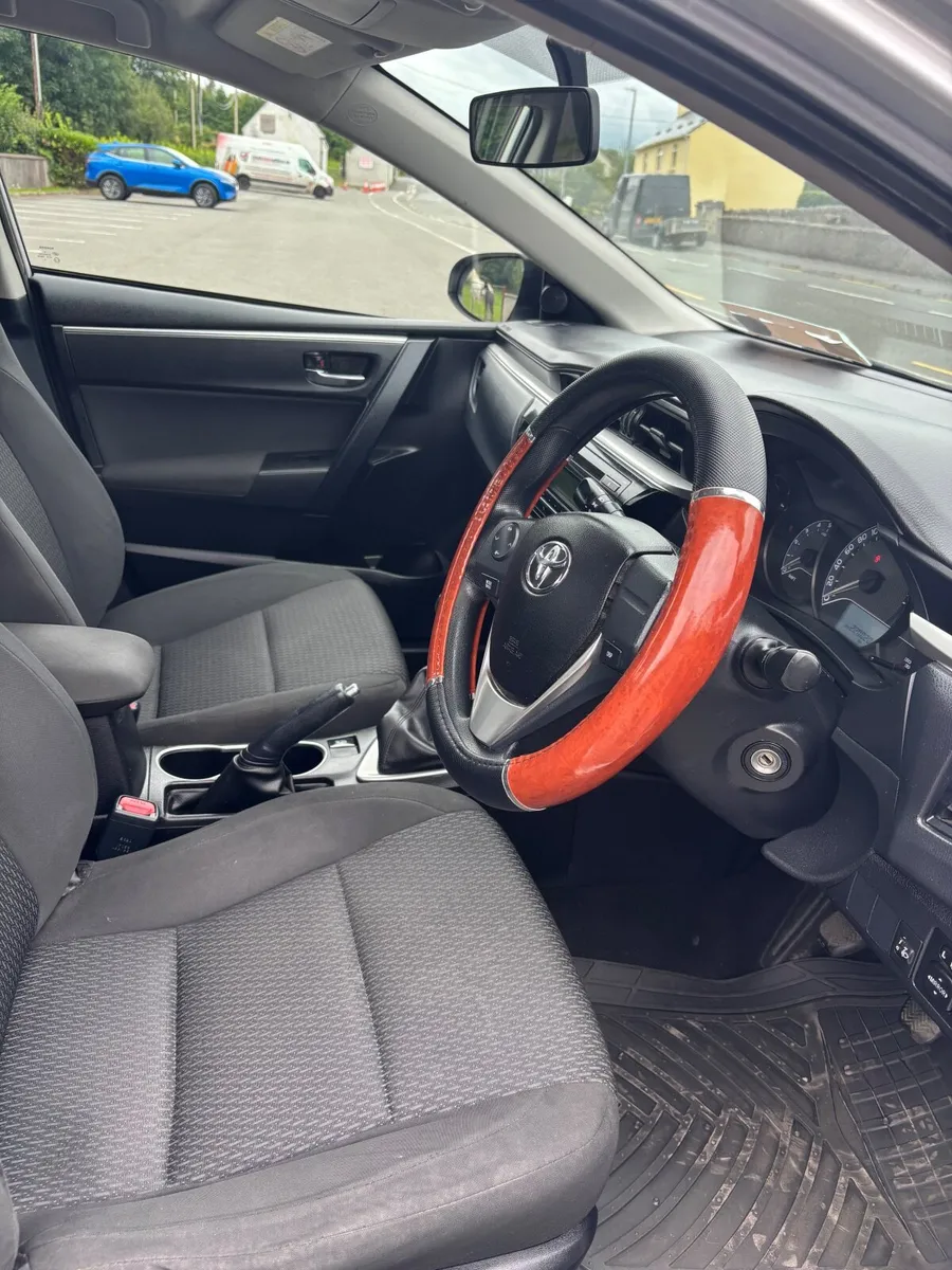 Toyota Corolla 2015 1.4 D4D - Image 4