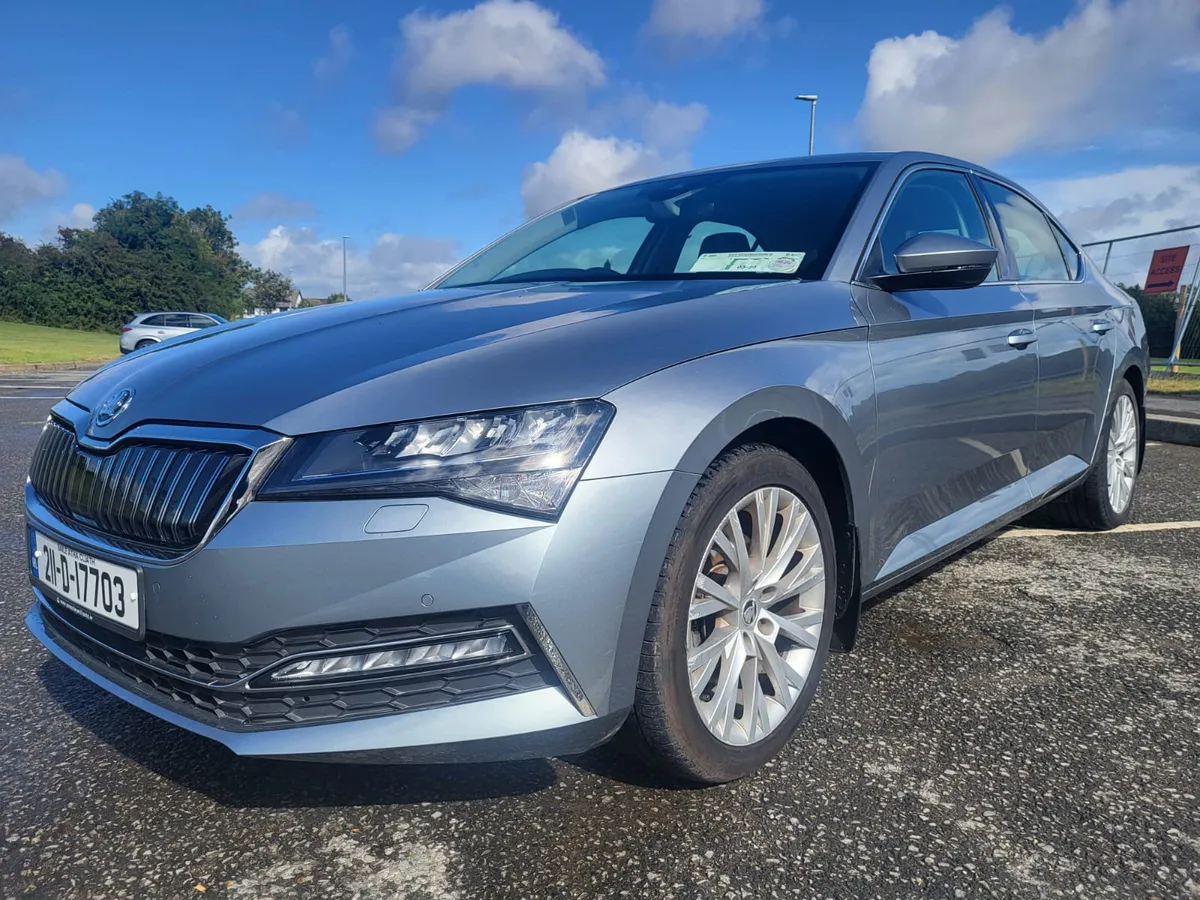 2021 SKODA SUPERB 1.4 TSI STYLE PHEV LOW MILES - Image 4
