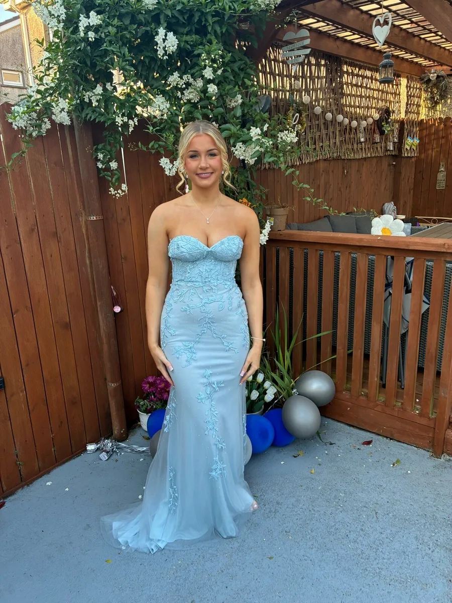 Debs dress - Image 1