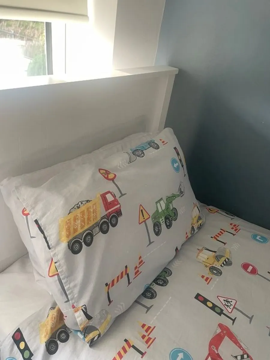 White Single Beds x2 - Image 2