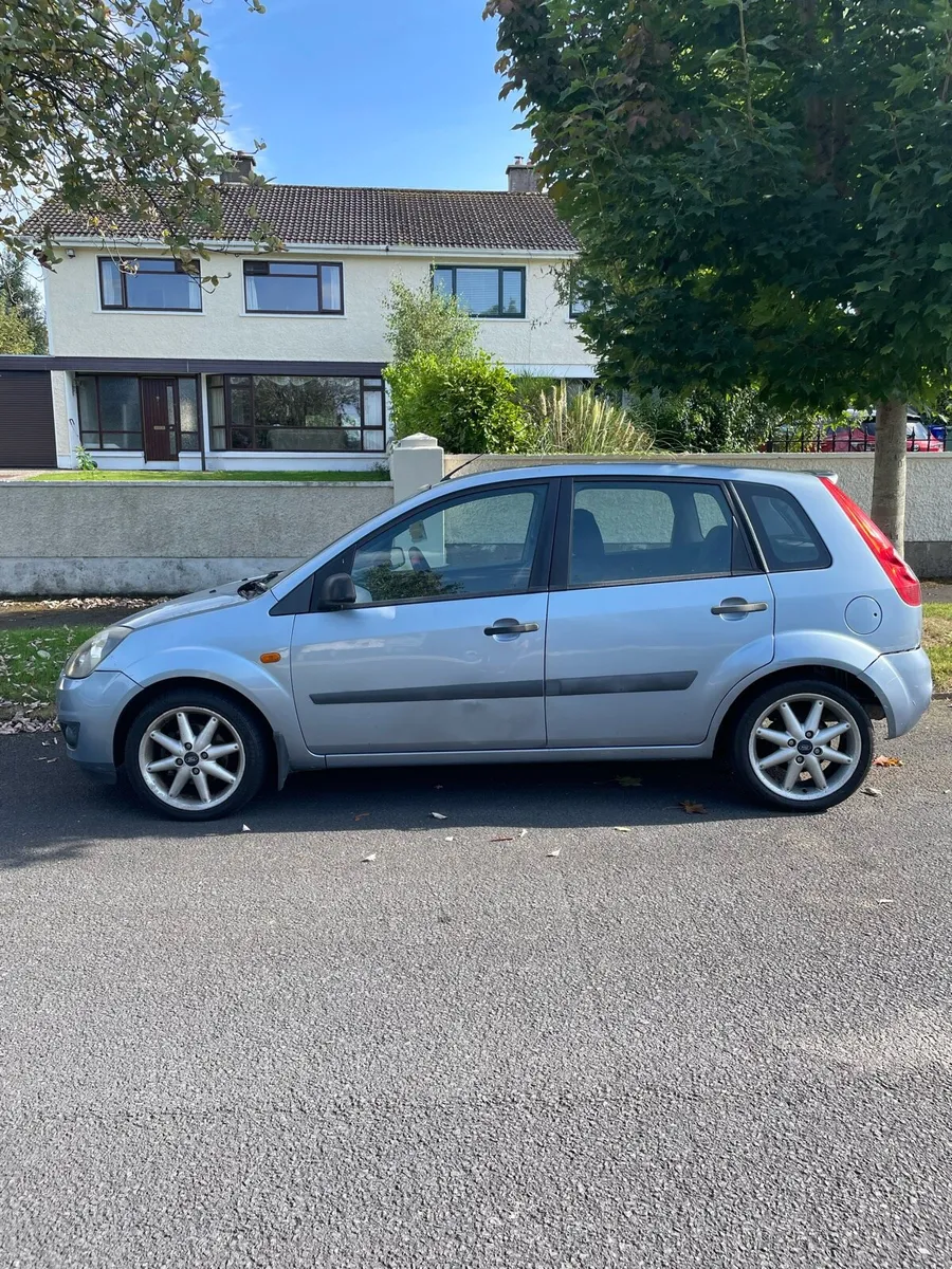 Ford Fiesta 2007 1.2l - Image 1