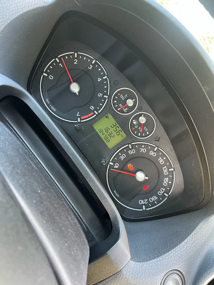 Ford Fiesta 2007 1.2l - Image 3