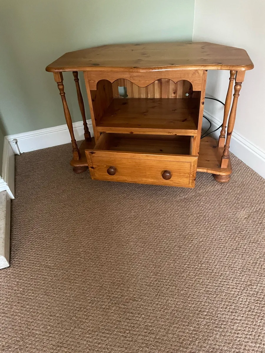 Tv stand - Image 1