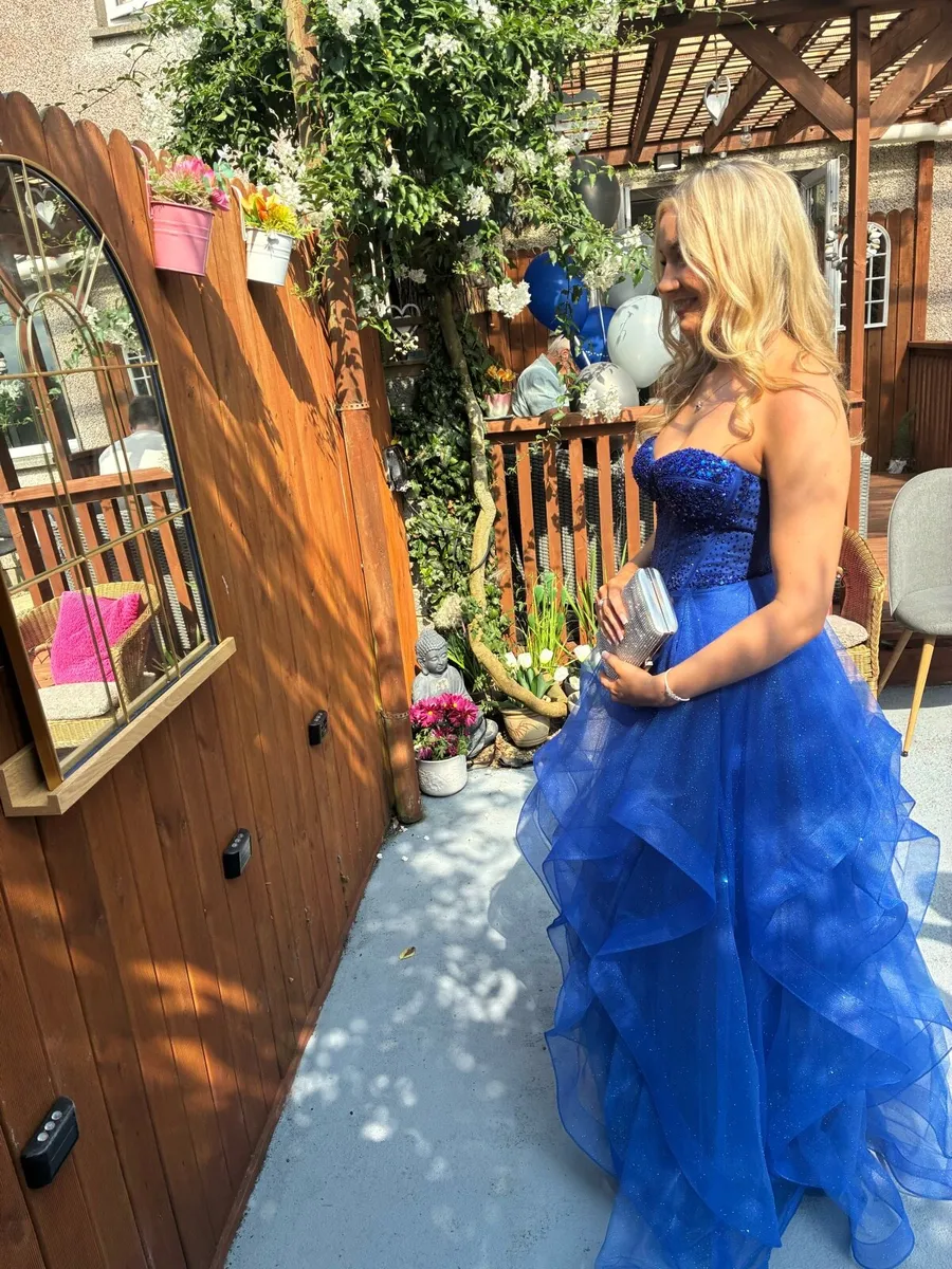 Debs dress - Image 4