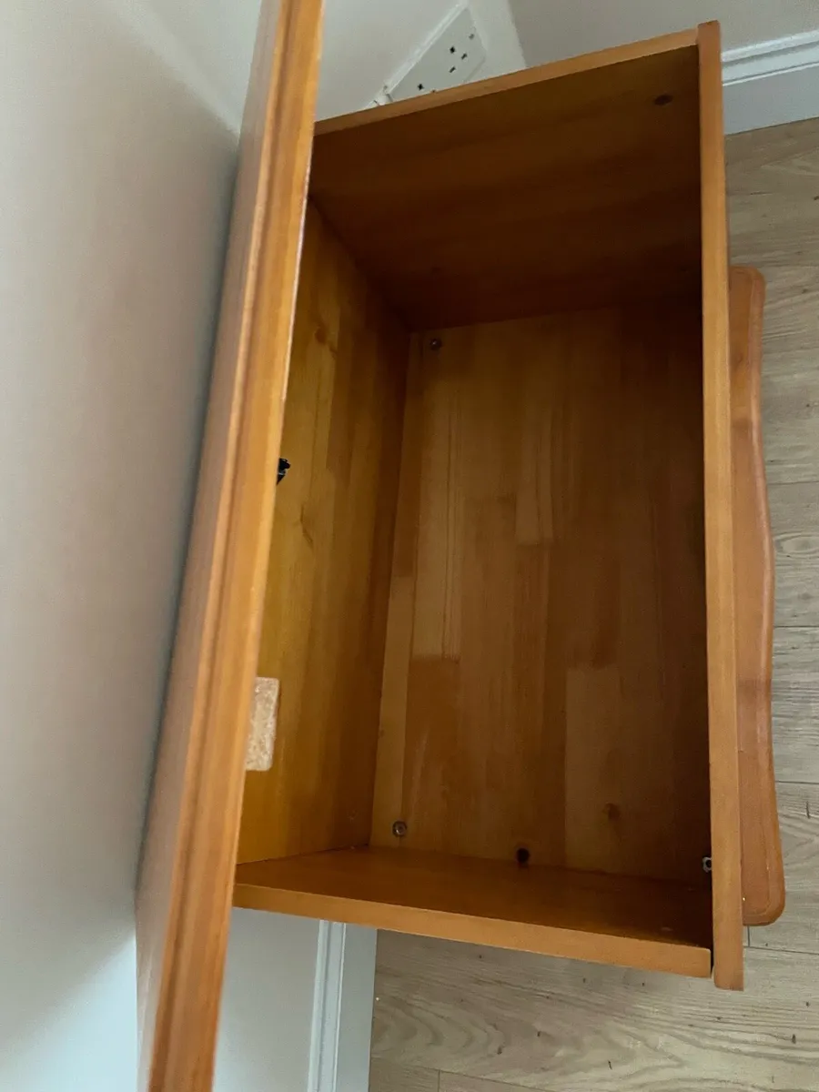 Wooden blanket box - Image 2