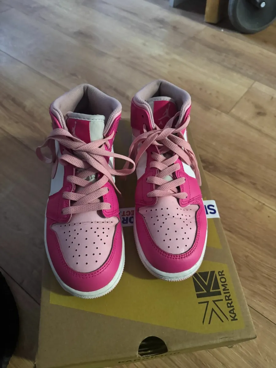 Shoes - Image 1