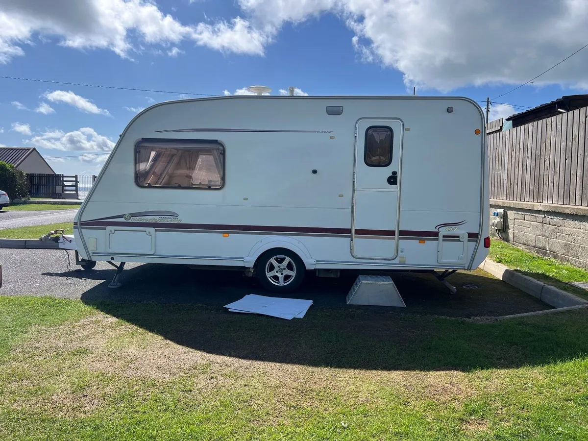 Caravan - Image 1