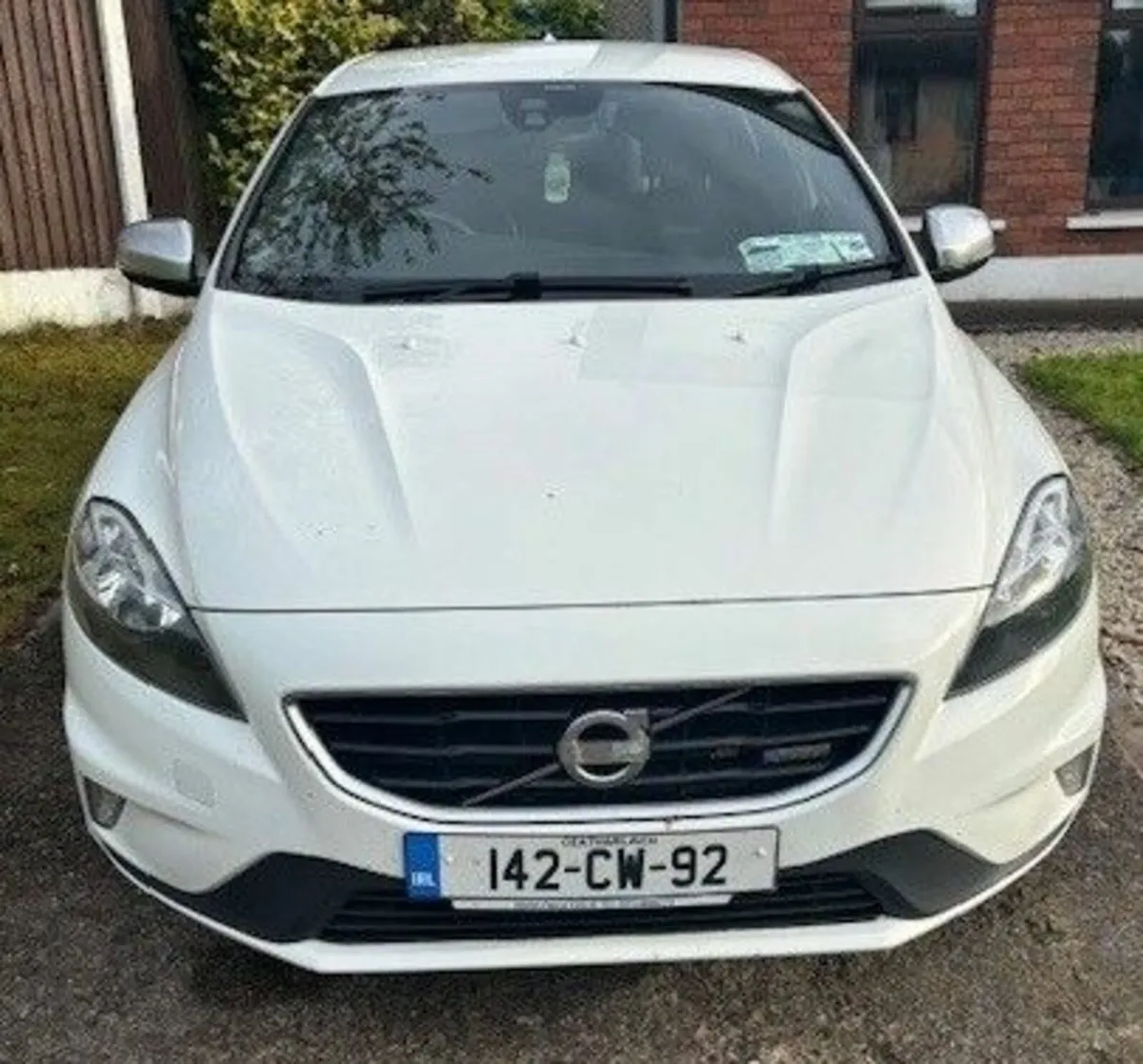 Volvo V40 2014 R-Design Diesel NCT & Tax - Image 4
