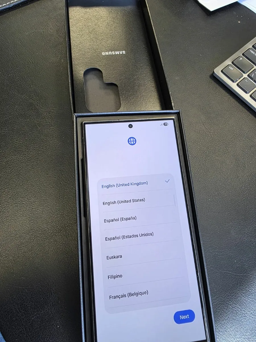 samsung S24 Ultra 256gb unlocked with warranty - Image 3