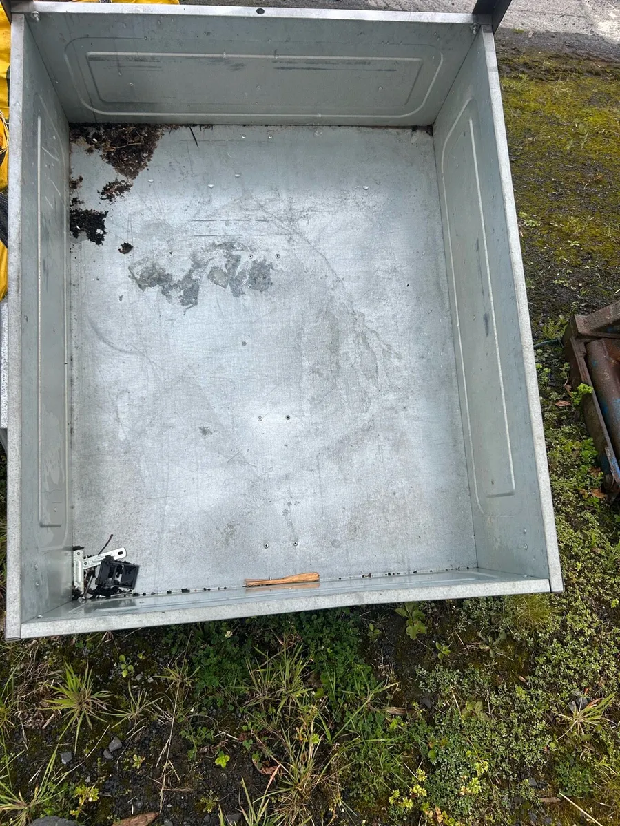 Trailer log splitter and corn roller - Image 2