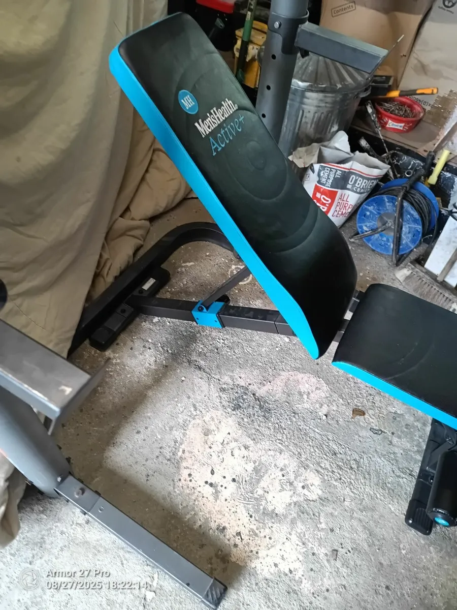 Squat rack and bench - Image 3