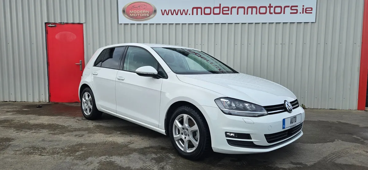 Volkswagen Golf auto 1.2 comfort plus dsg low kms - Image 1