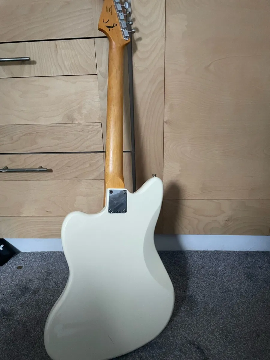 Squier J Mascis Jazzmaster - Image 2