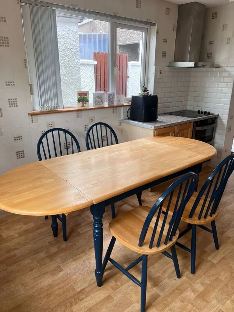 Extendable dining table - Image 2