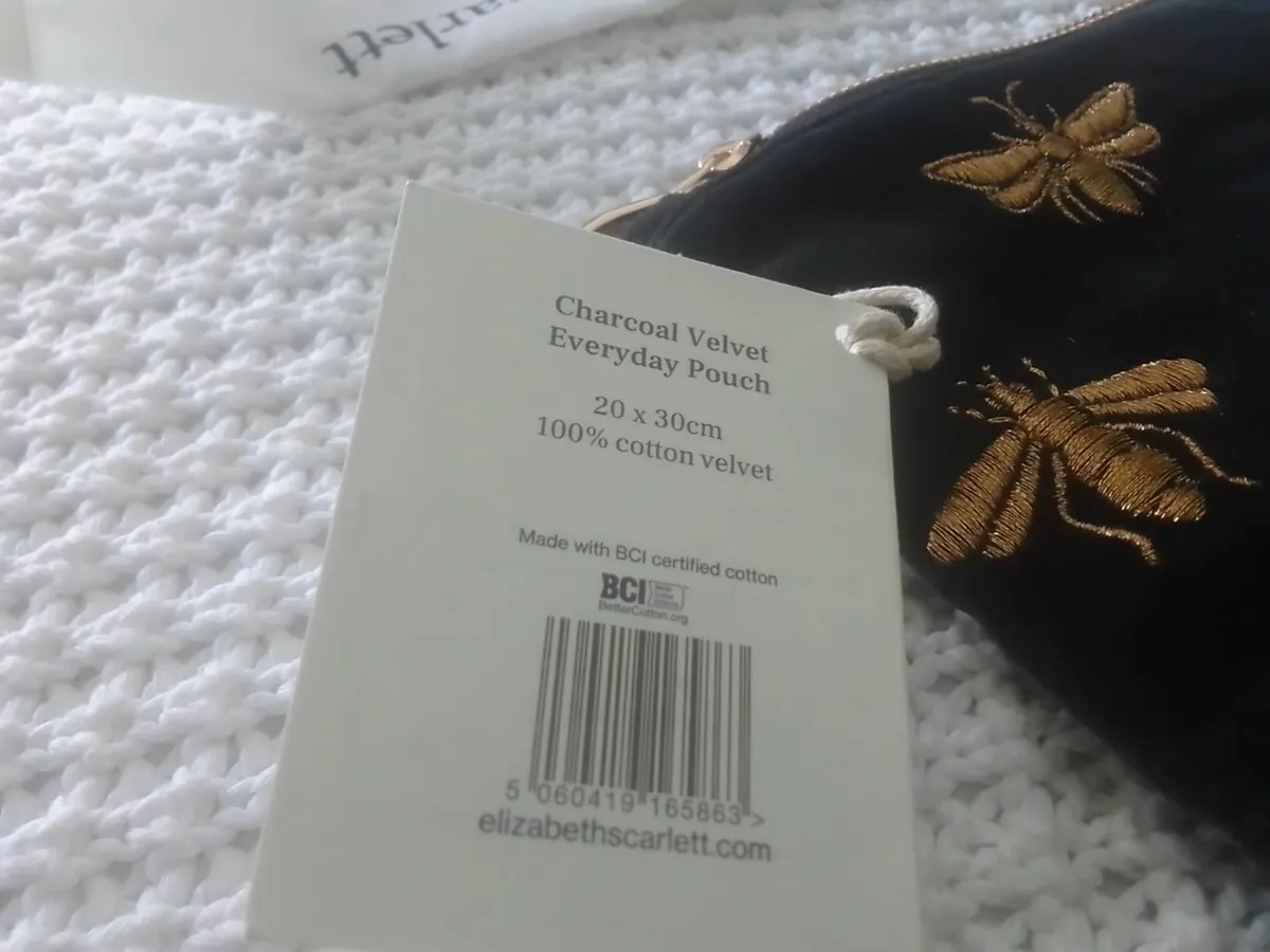 ELIZABETH SCARLETT VELVET BEE EMBROIDERED BAG NEW - Image 2