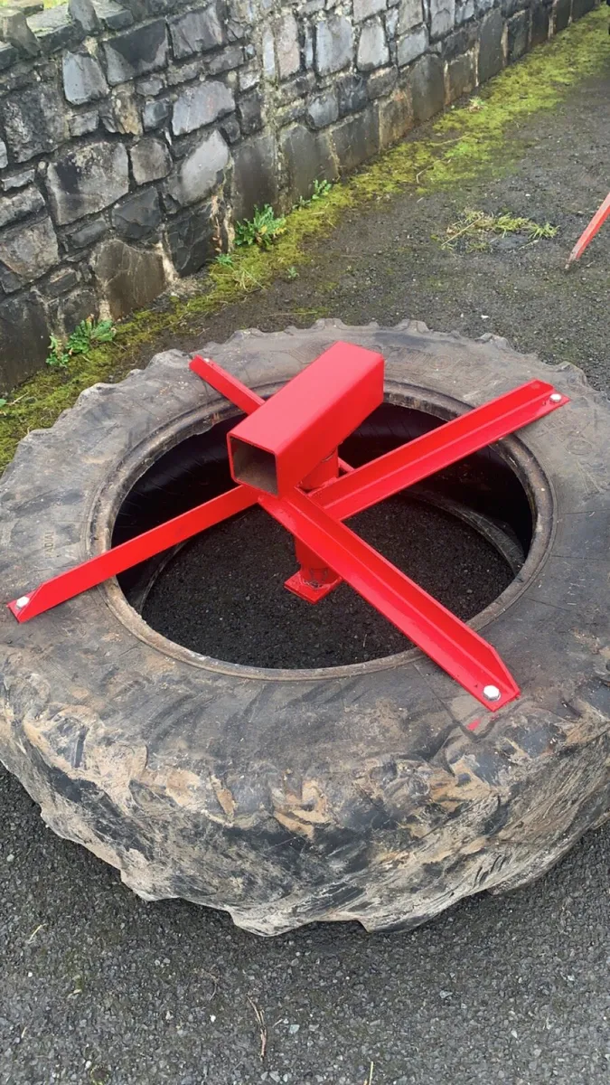 Silage pusher - Image 1