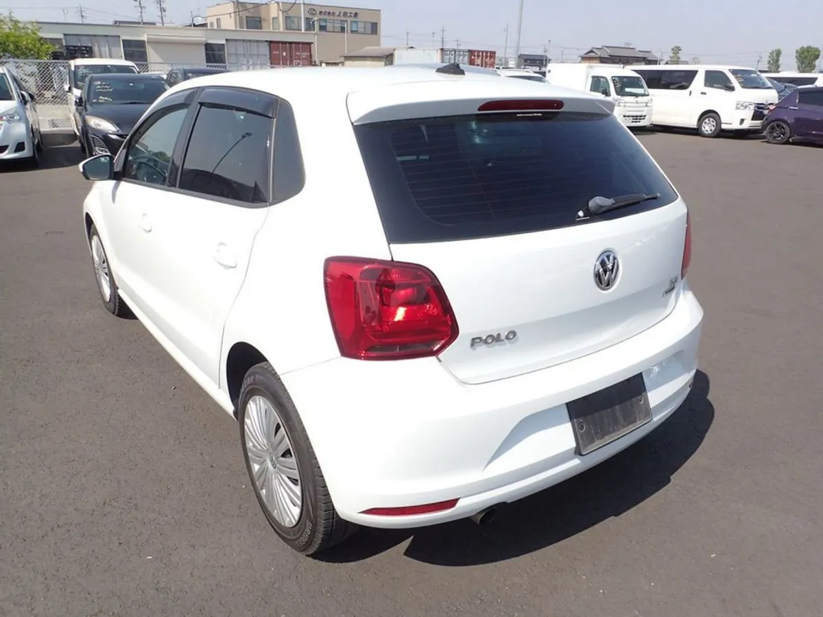Volkswagen Polo 1.2 Comfortline 5DR H/B Automatic - Image 4