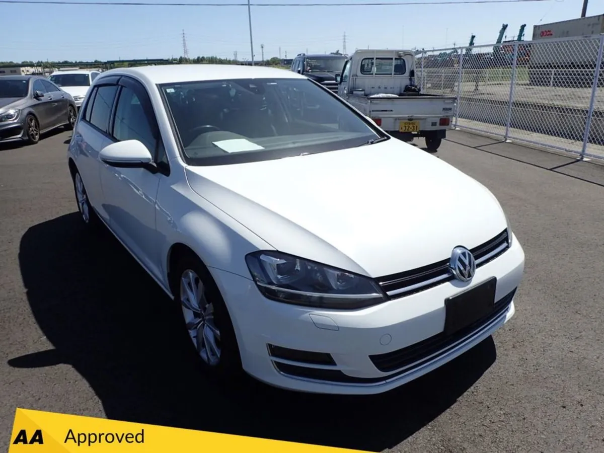 Volkswagen Golf 1.4 Highline Petrol Automatic 5DR - Image 1