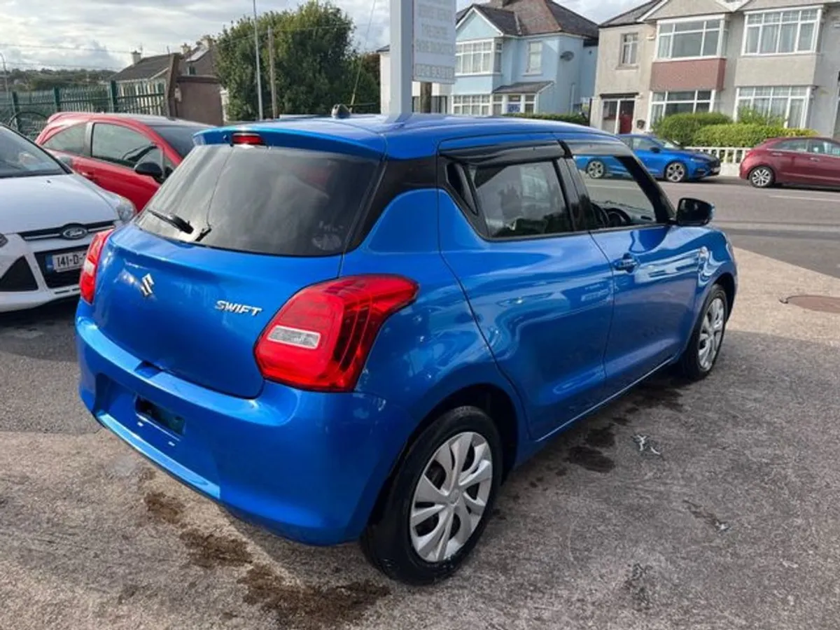 Suzuki Swift 1.2 Automatic - Image 3