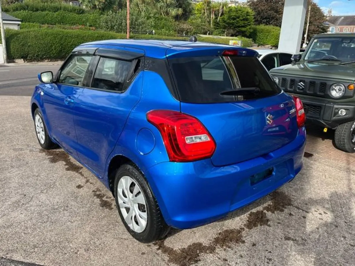 Suzuki Swift 1.2 Automatic - Image 4