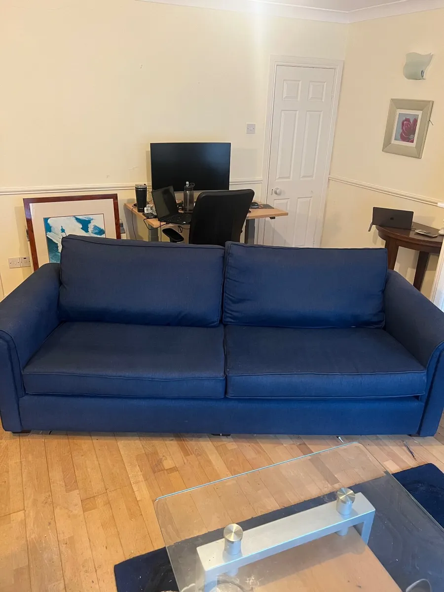 Couch - Image 2