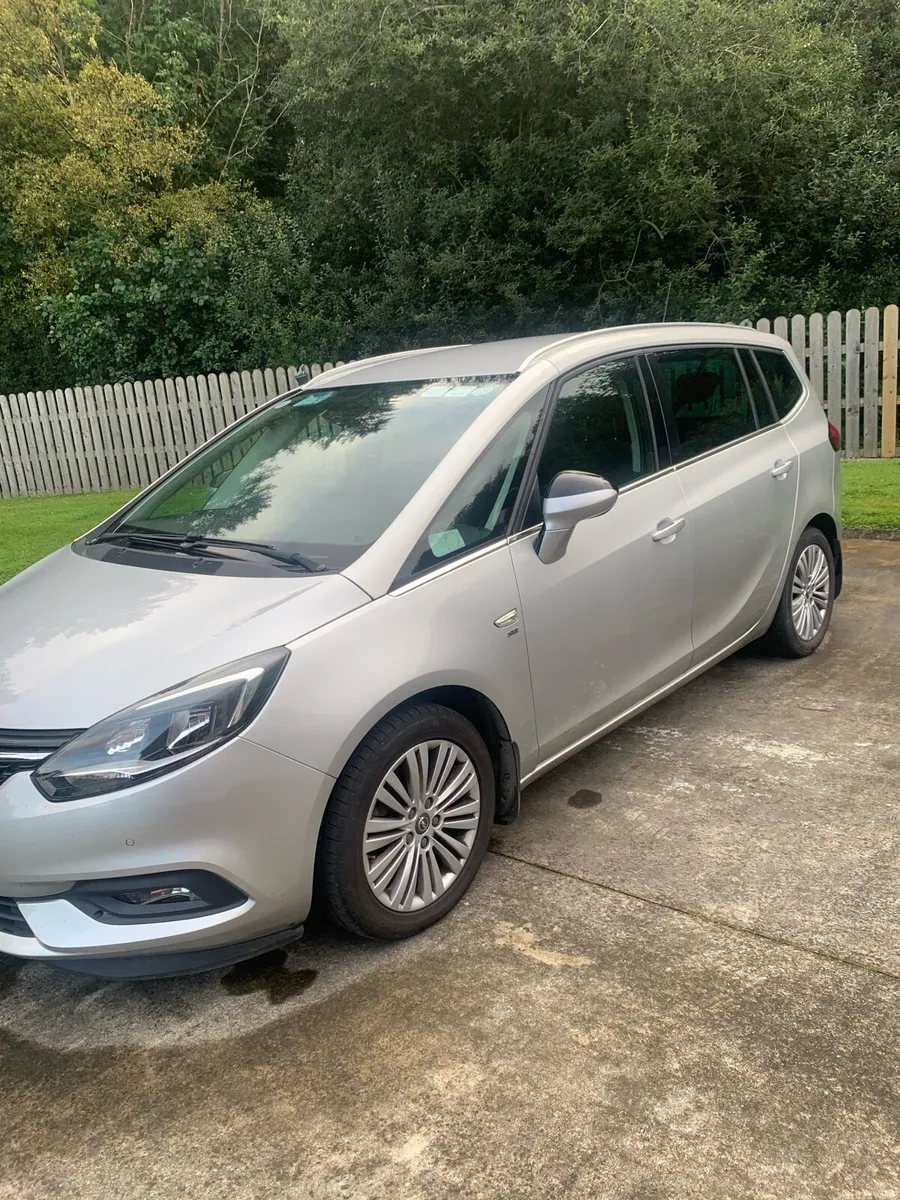 Opel Zafira - Image 1