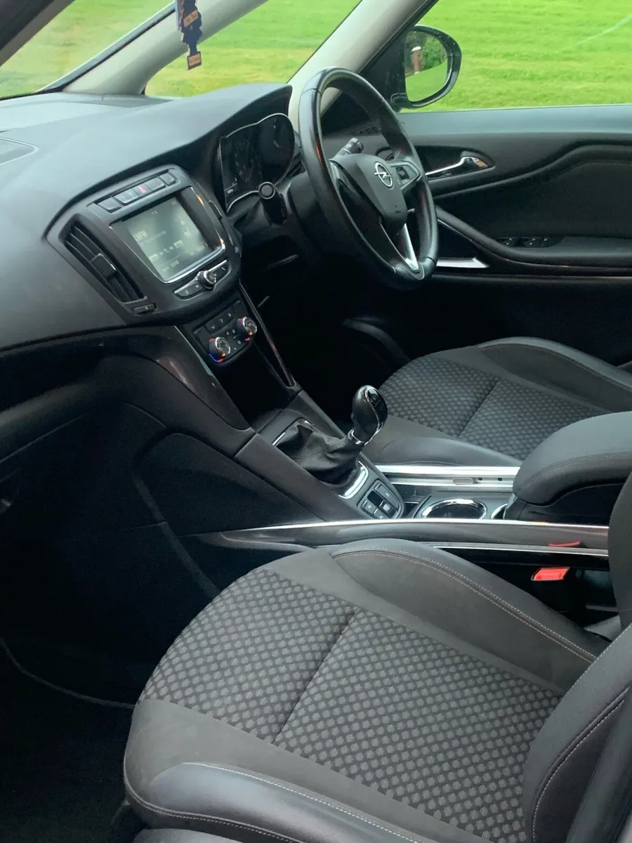 Opel Zafira - Image 4