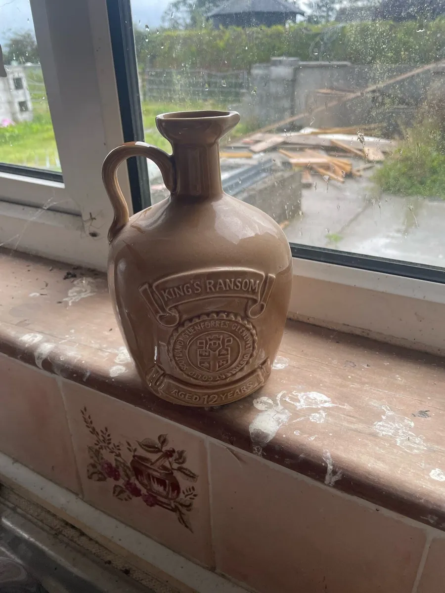 Whiskey jugs - Image 2