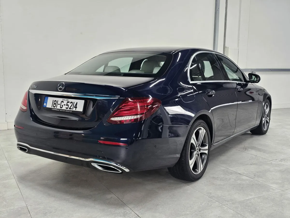 Mint condition 2018 Mercedes Benz E Class E 220 - Image 4