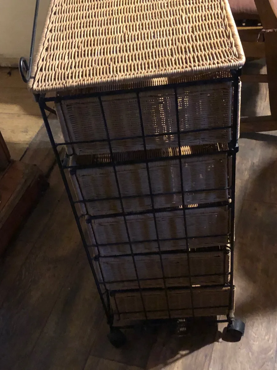 Chest of drawers - Image 4