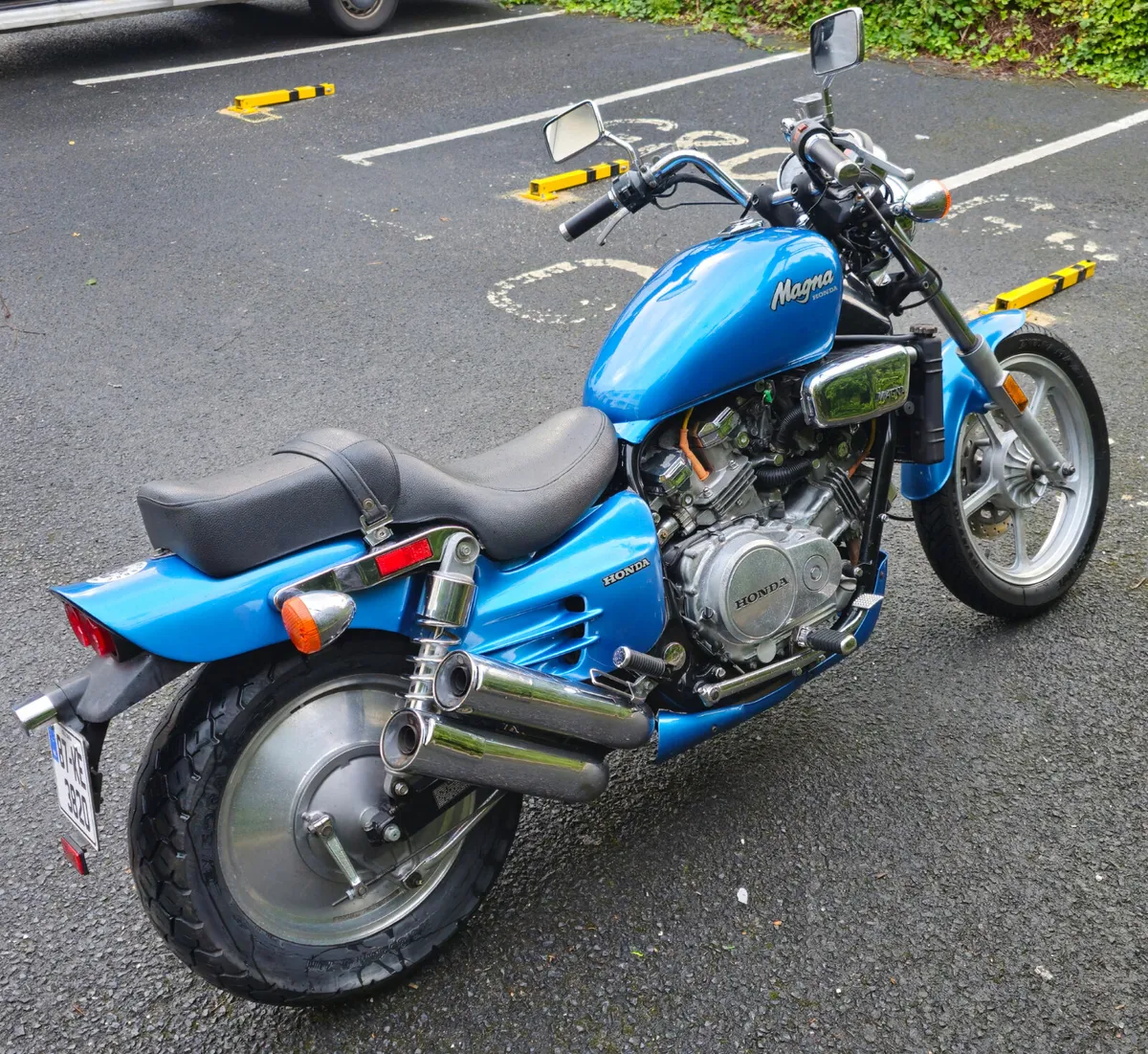 Trade in: 1987 Honda Magna VF700C - Image 3