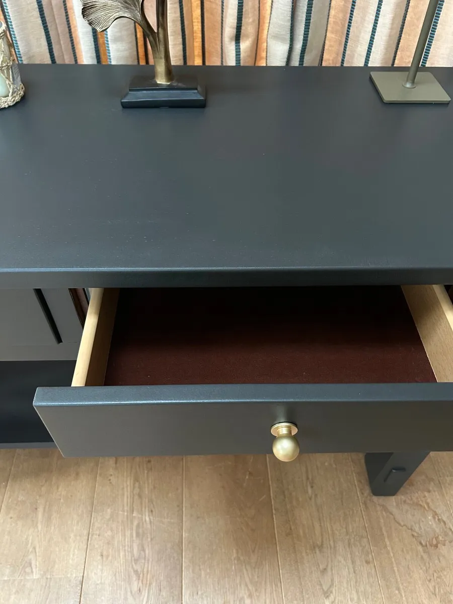 Sideboard / console table - Image 2